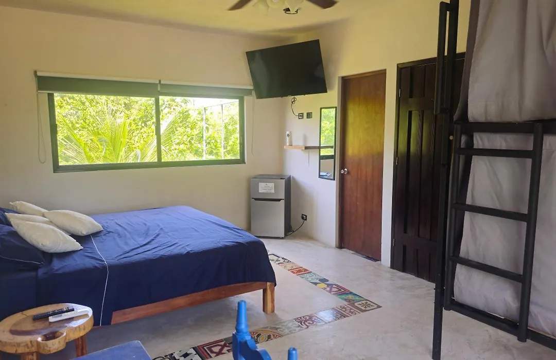 Maui Hostels Tulum-1